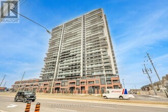 Building Photo - 2545 Simcoe St N