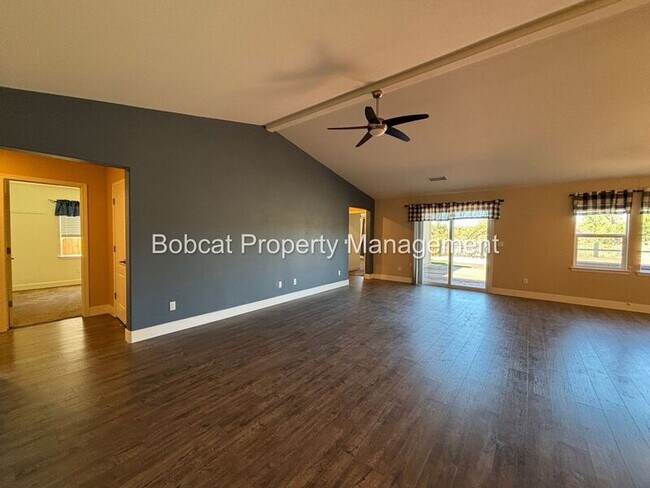 Foto del edificio - 6515 Copper Mountain Dr