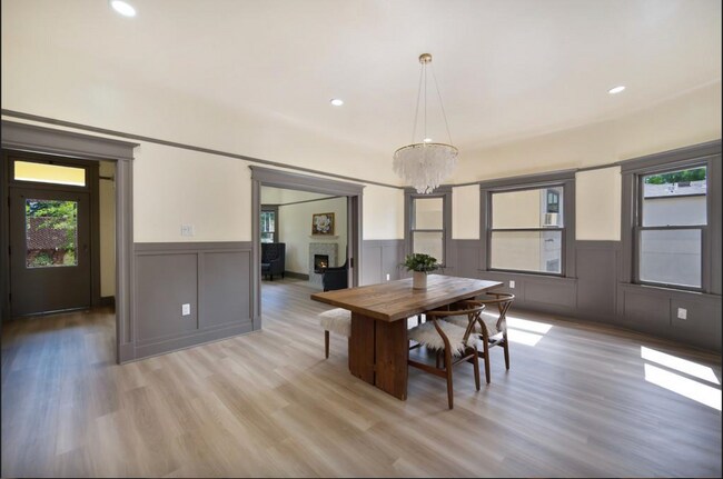 Building Photo - Charming Craftsman Bungalow with Full Base...