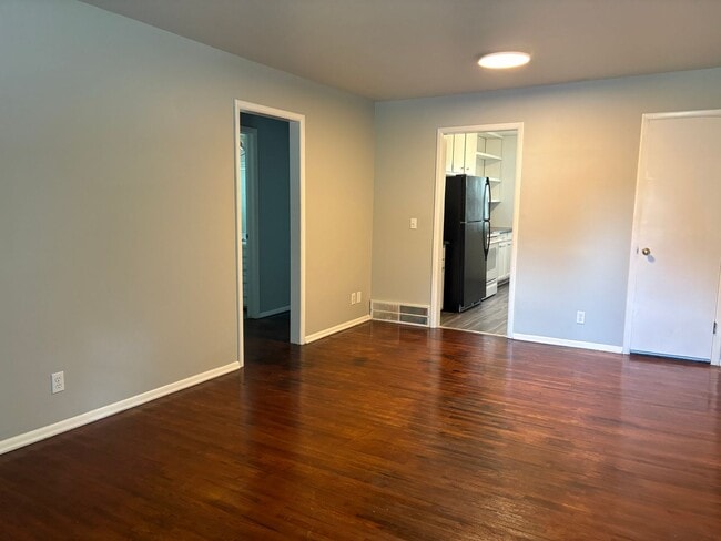 Building Photo - Wagle6204