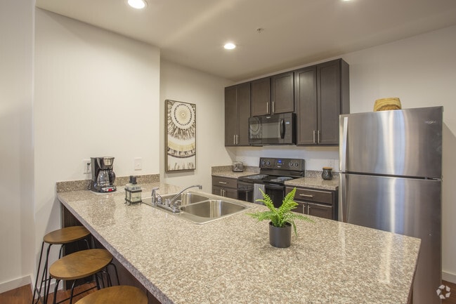 2 habitaciones, 2 baños, 1198 pies cuadrados, cocina - LOFTS AT INMAN MILLS