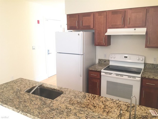 Foto del edificio - 511 Pleasant St