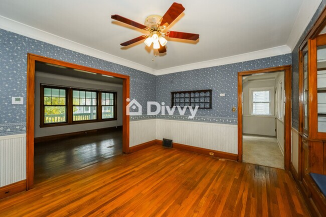 Foto del edificio - 923 Greyton Rd