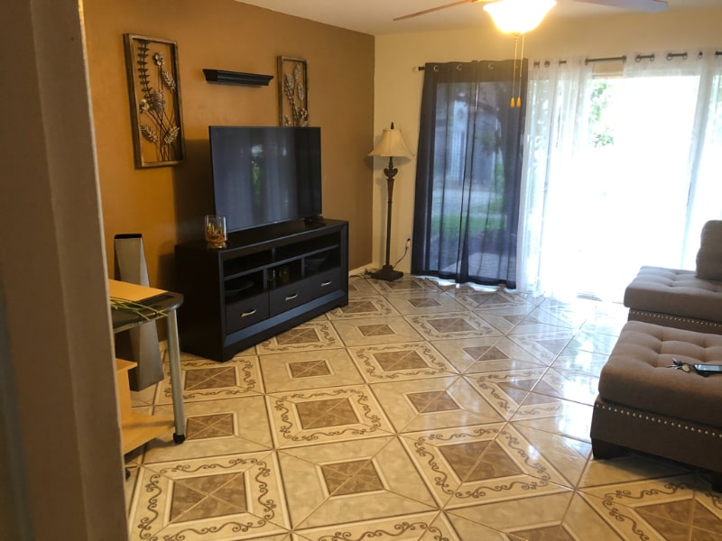 Primary Photo - 401 Boca Chica Blvd