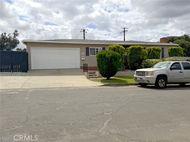 Building Photo - 3082 Thurin Ave