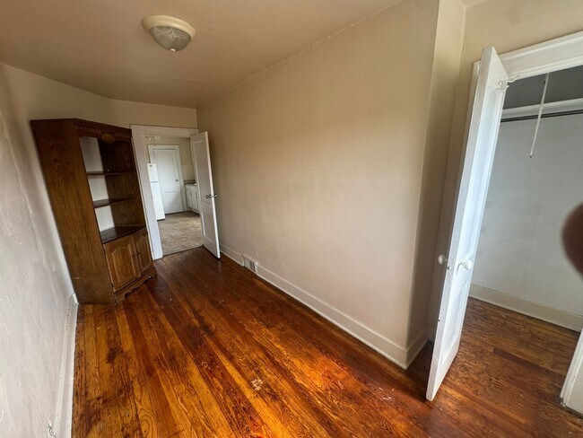 Foto del edificio - 554 W 9th St