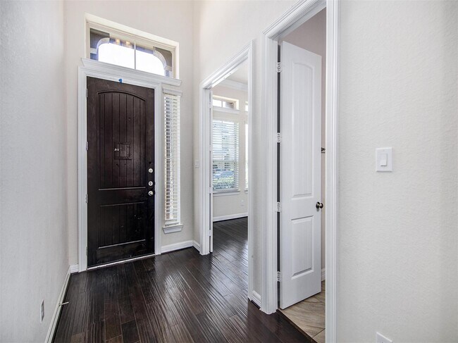 Foto del edificio - 13120 Wornington Ct