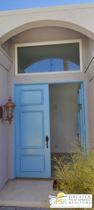 Foto principal - 2518 S Sierra Madre