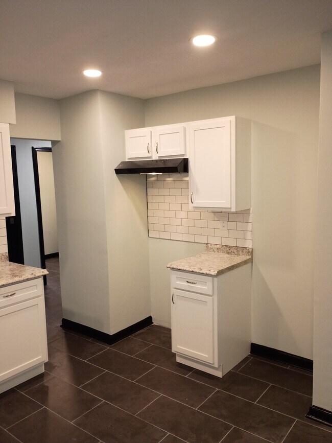 Foto del edificio - 2392 Zanone Ave