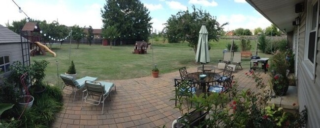 Photo - 2040 1st Ave House