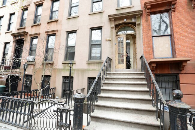 Foto del edificio - 386 Sackett St