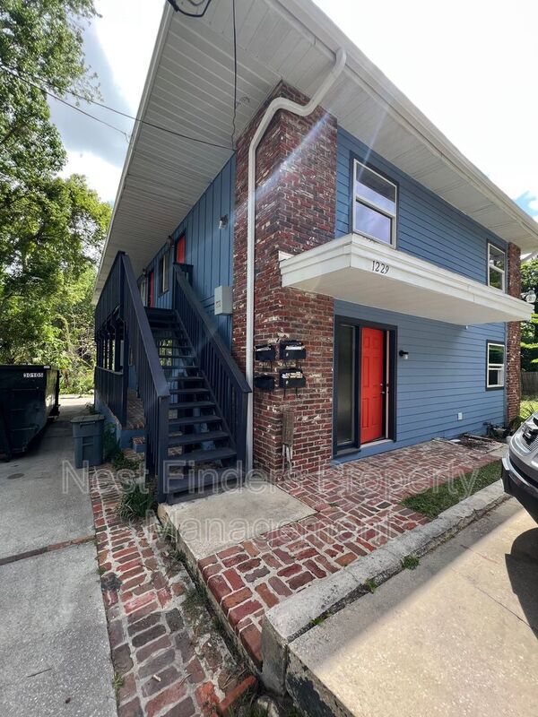 Building Photo - 1229 Willow Branch Ave