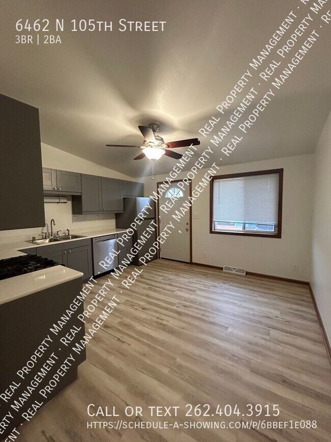 Building Photo - Three Bedroom Single Family Home