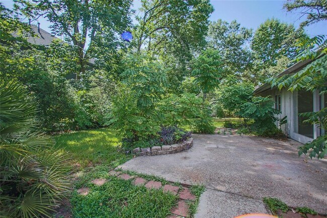 Building Photo - 12923 Butterfly Ln