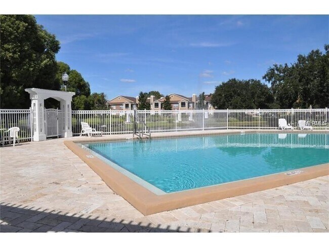 Building Photo - 4225 Thornbriar Ln