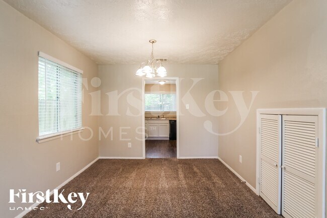 Building Photo - 4222 Chestergate Dr