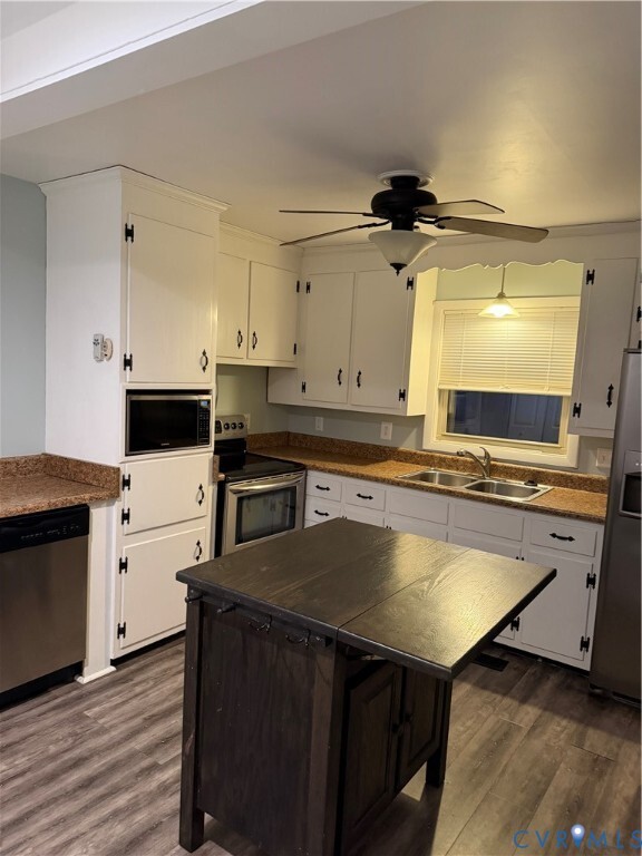 Foto del edificio - 9131 Mapleview Ave