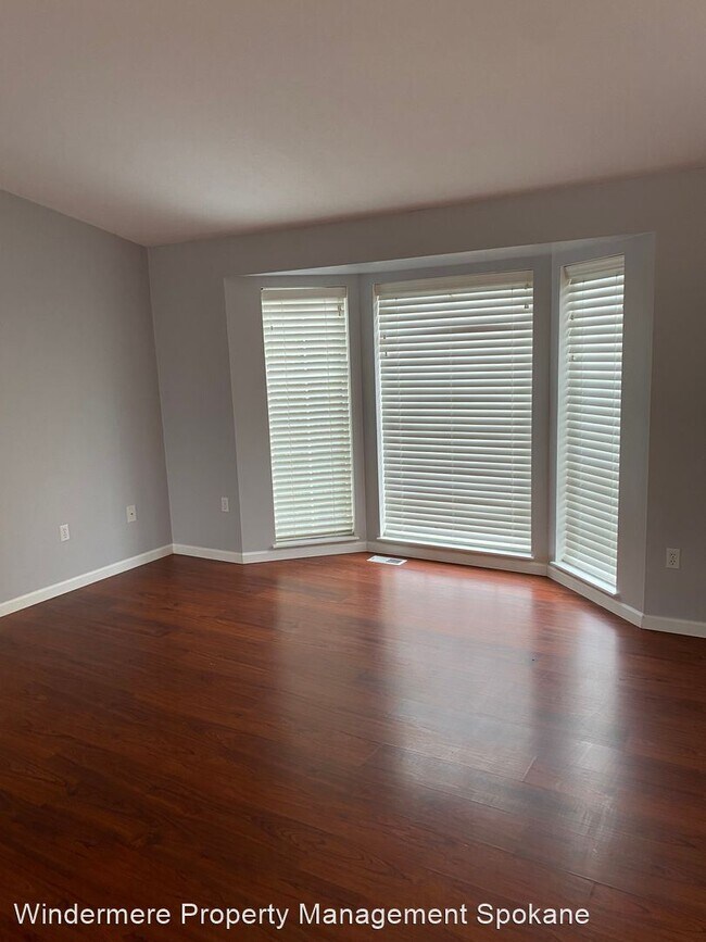 Foto del edificio - 4 br, 2 bath House - 4218 E Ermina Ave