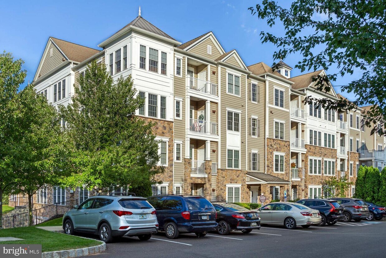 6202 Lilac Ct, Lansdale, PA 19446 Room for Rent in Lansdale, PA