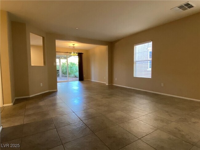 Foto del edificio - 976 Harbor Ave