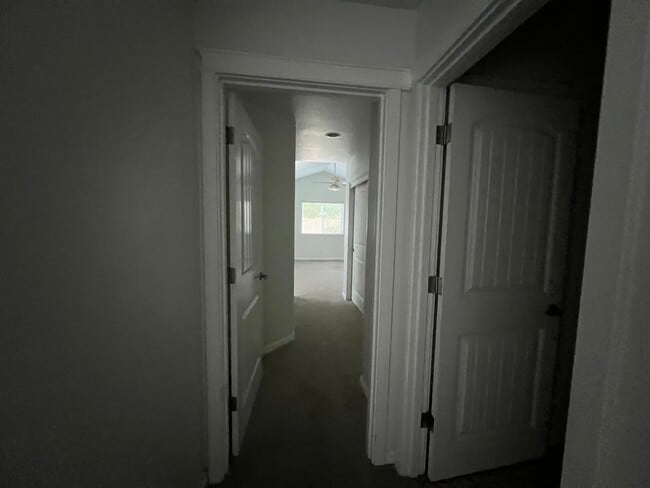 Building Photo - 2127 Royal Saint George Dr