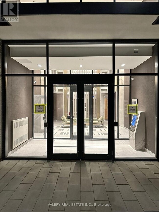 Building Photo - 415 Main St W