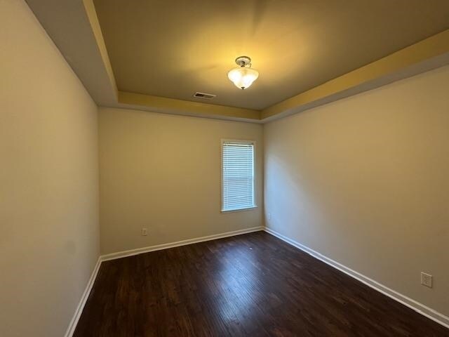 Foto del edificio - 135 CLEAR SPRING Cir