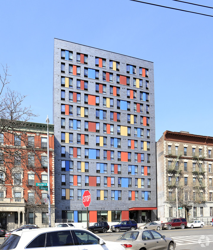 Building Photo - Boston Road Apartments