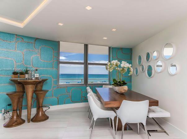 Foto del edificio - 5151 Collins Ave