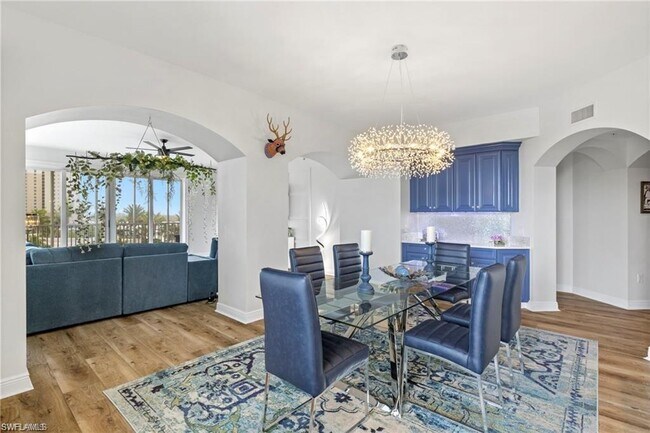 Foto del edificio - 6081 Silver King Blvd