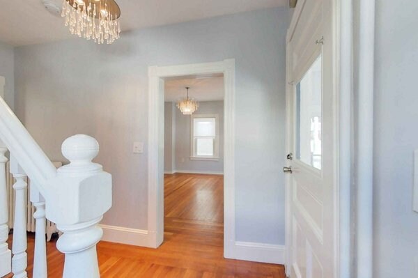 A lovely foyer awaits (not pictured is the enclosed front porch) - 62 Roseneath Ave