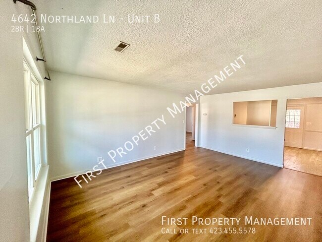 Foto del edificio - 2Bed/1Bath Duplex Off Hwy 58: Central AC, ...