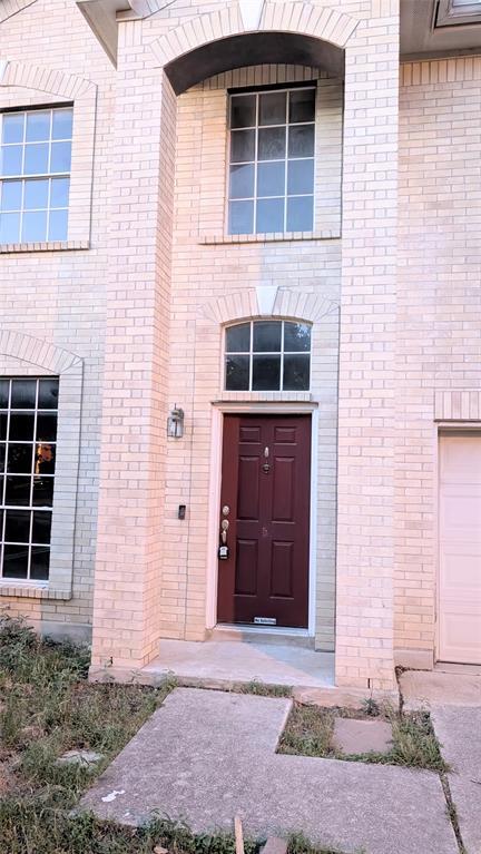 Building Photo - 5016 Barlow Dr