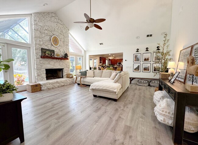 Foto del edificio - Serene Misty Hollow Pool Home