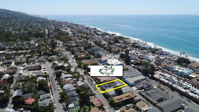 Building Photo - 531-539 Catalina