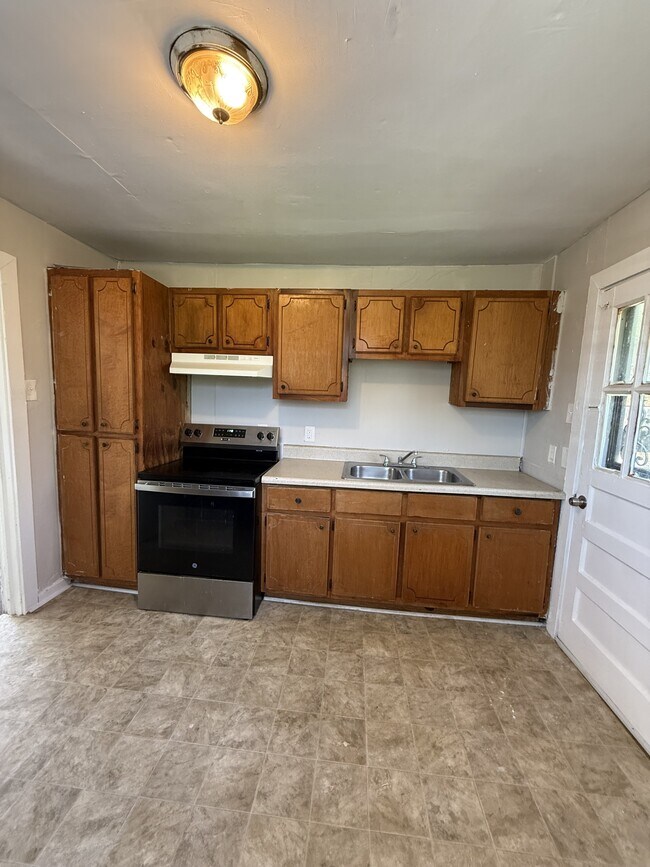 Foto del edificio - 1808 Jefferson Ave SW