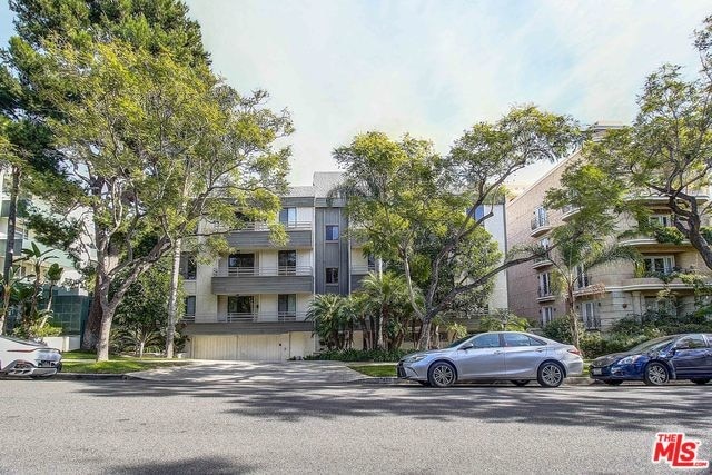 Primary Photo - 450 N Oakhurst Dr