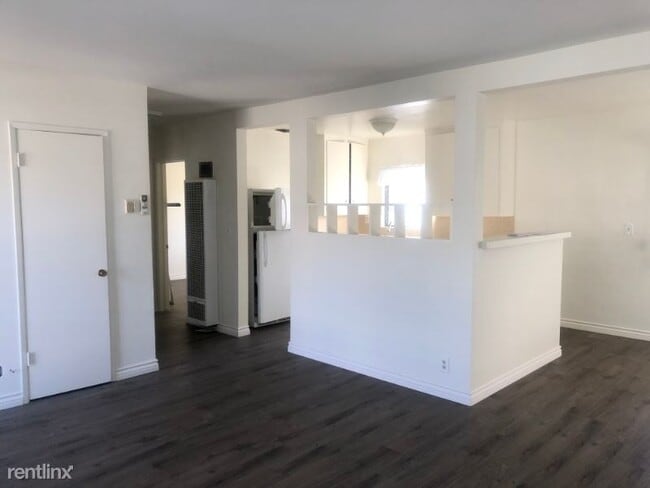 Building Photo - 2 br, 1 bath Apartment - 521 N Marguerita Ave