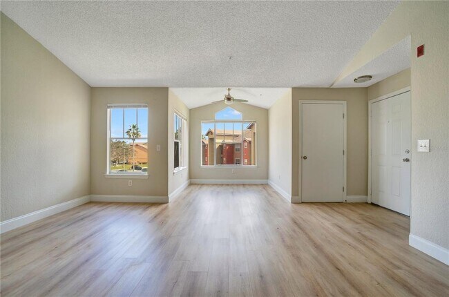 Building Photo - 2213 Grand Cayman Ct
