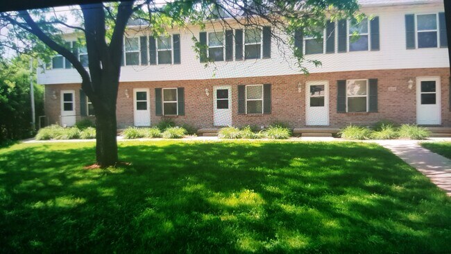 Fachada de la propiedad - 3122 W Kunkle Blvd