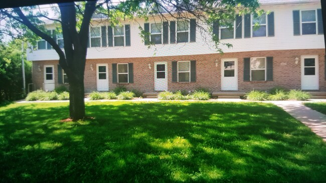 Fachada de la propiedad - 3122 W Kunkle Blvd
