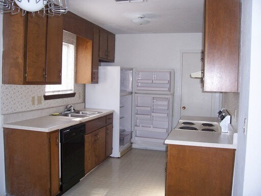 Foto del edificio - 2/1 On Blairstone Road!