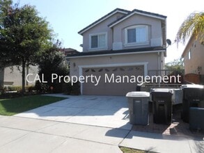 Building Photo - 1818 Hemingway Dr
