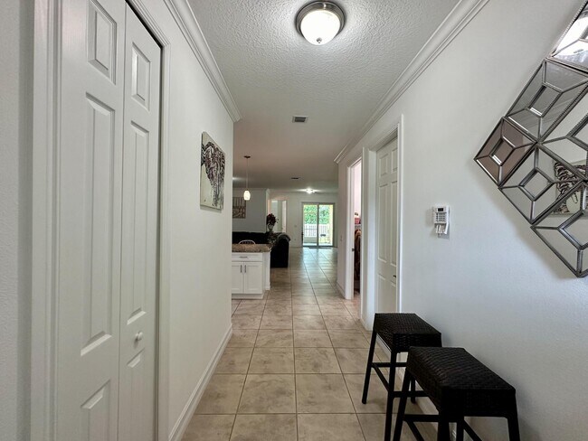Foto del edificio - 6112 NW Cullen Way
