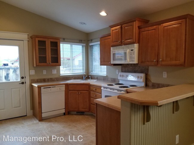 Building Photo - 3 br, 2 bath House - 9526 W Amity Rd