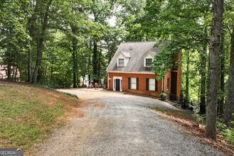 Building Photo - 3978 Pineshore Cir