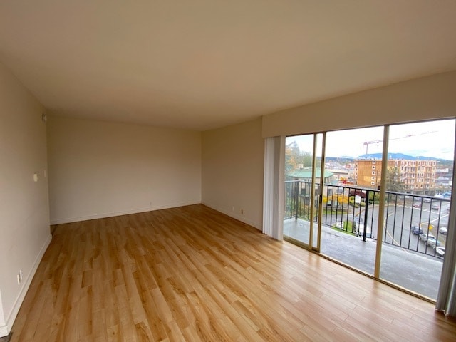 Photo du bâtiment - 951 Cedar St