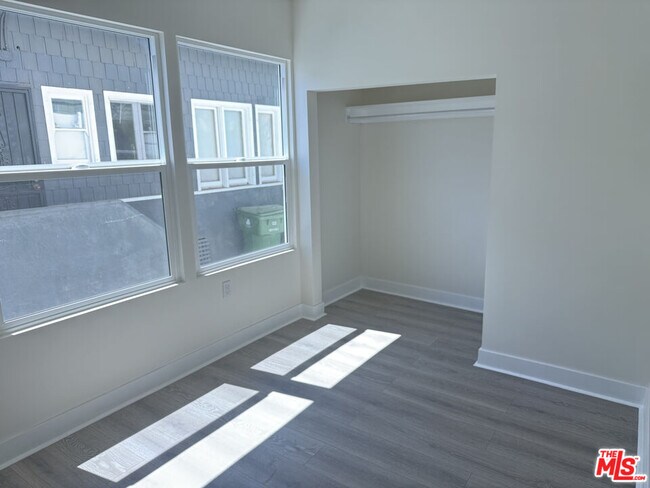 Foto del edificio - 1233 S Fedora St