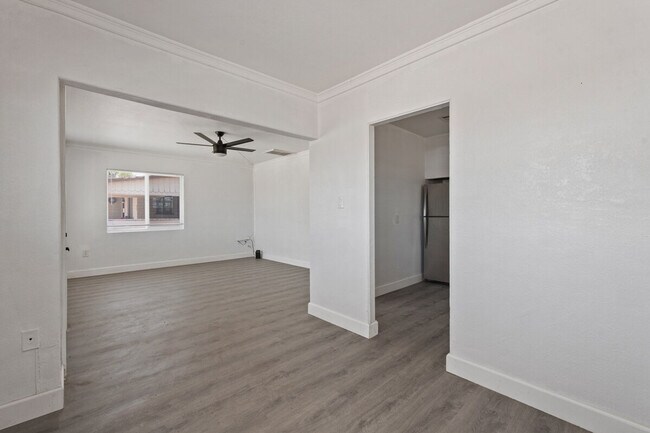 Foto del edificio - 731 W Pepper Pl