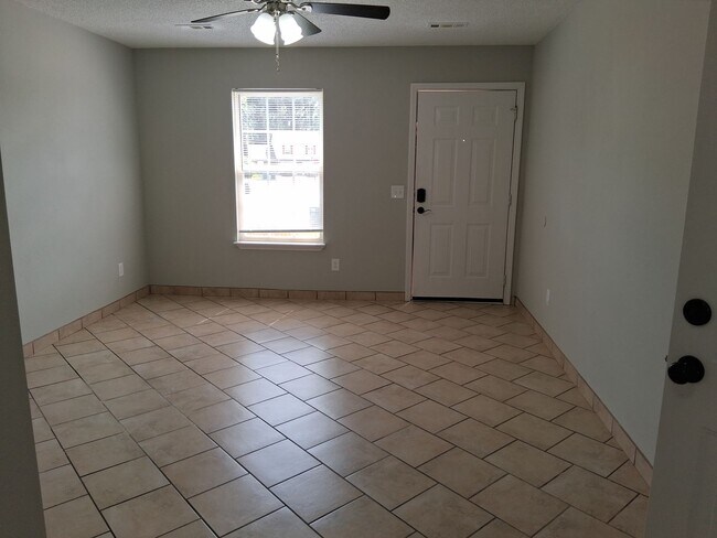 Foto del edificio - 3306 SW Landau Ct